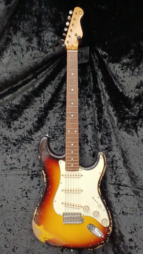 Guitare électrique black - guitare,