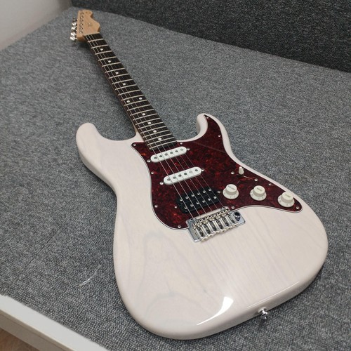 Guitare électrique black - guitare,